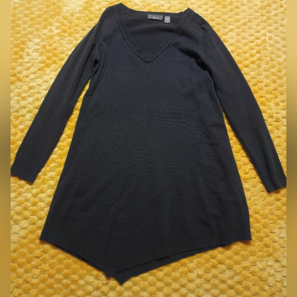 Elegant Black V-Neck Sweater for Women